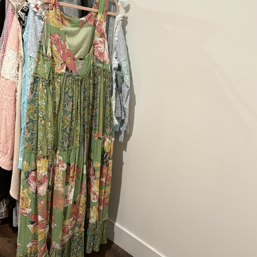 42. LAST 1! Green lined flower Bohemian FLORAL MAXI Long flowy sleeveless Dress - Picture 5 of 6